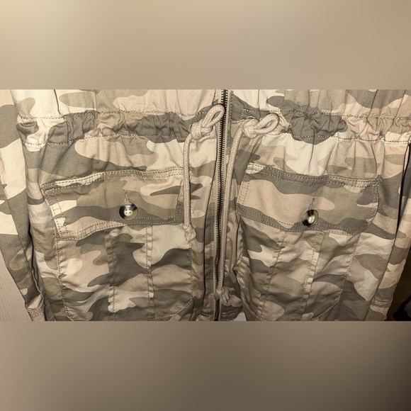 SO Camo Jacket size L - Picture 5 of 5